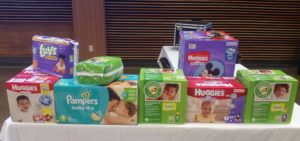 rotarians-donate-diapers-to-a-family-place-092816